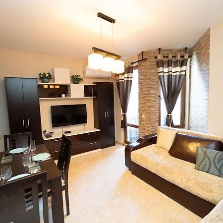 Апартамент За Гости Уют Burgas City Exterior foto